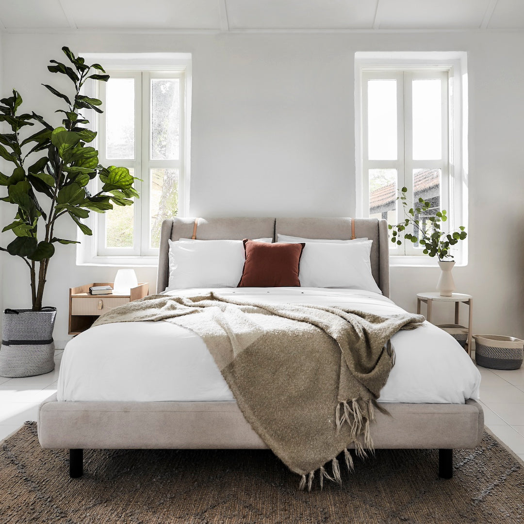 Crème Bed