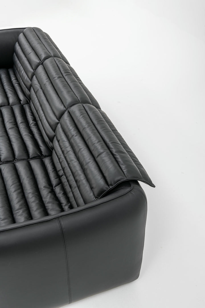 Airframe Sofa 4 Seater