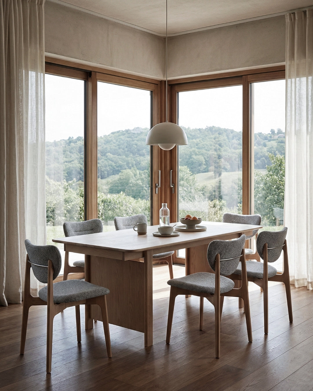 Copenhang Dining Table