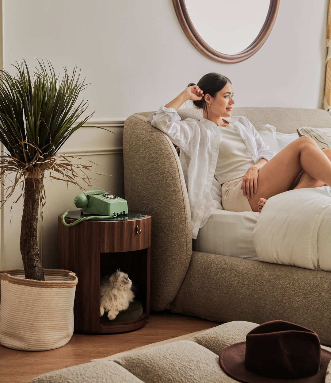 Hotel Paradiso 1-Drawer Nightstand